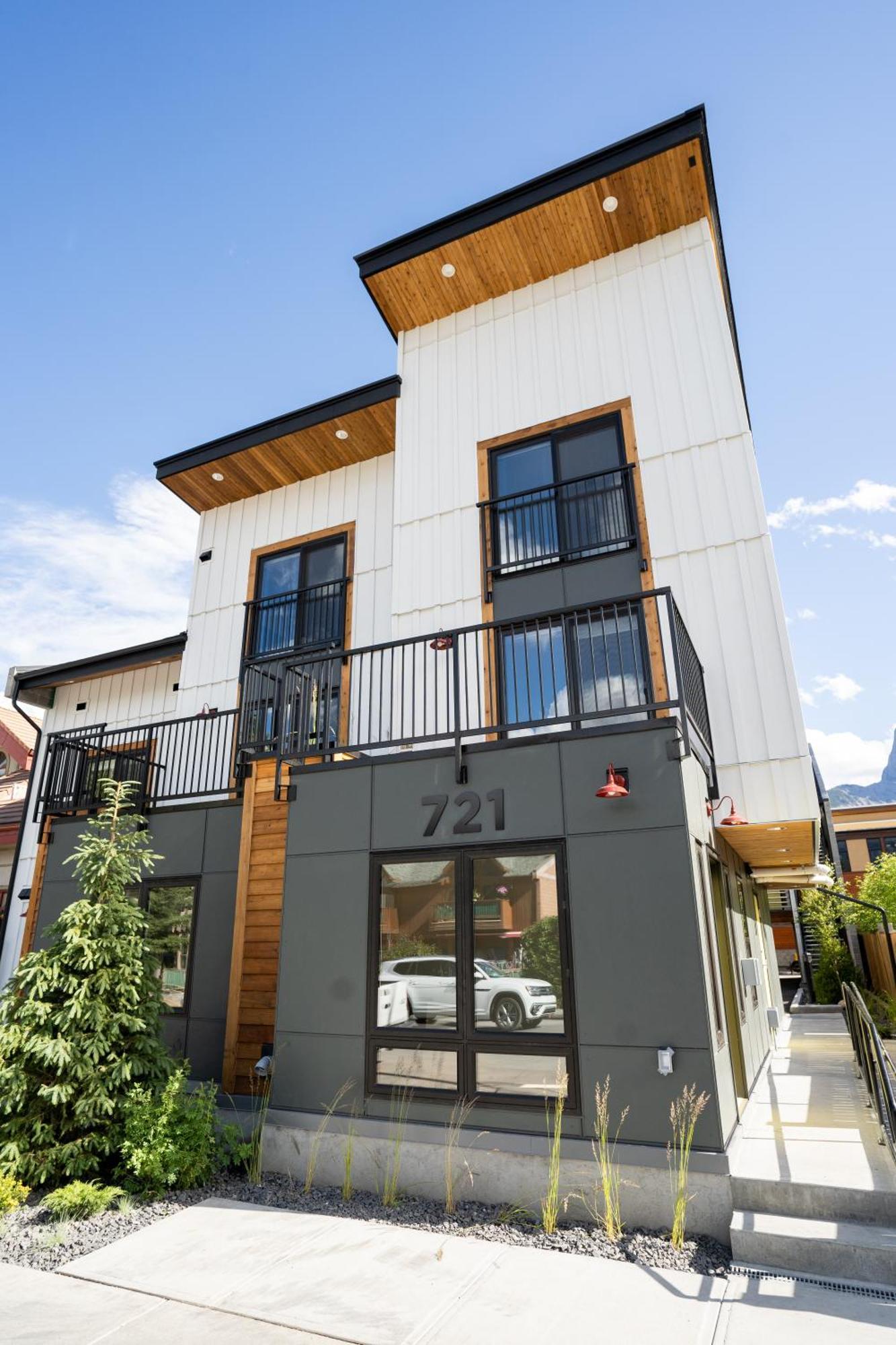 Basecamp Suites Canmore Dış mekan fotoğraf